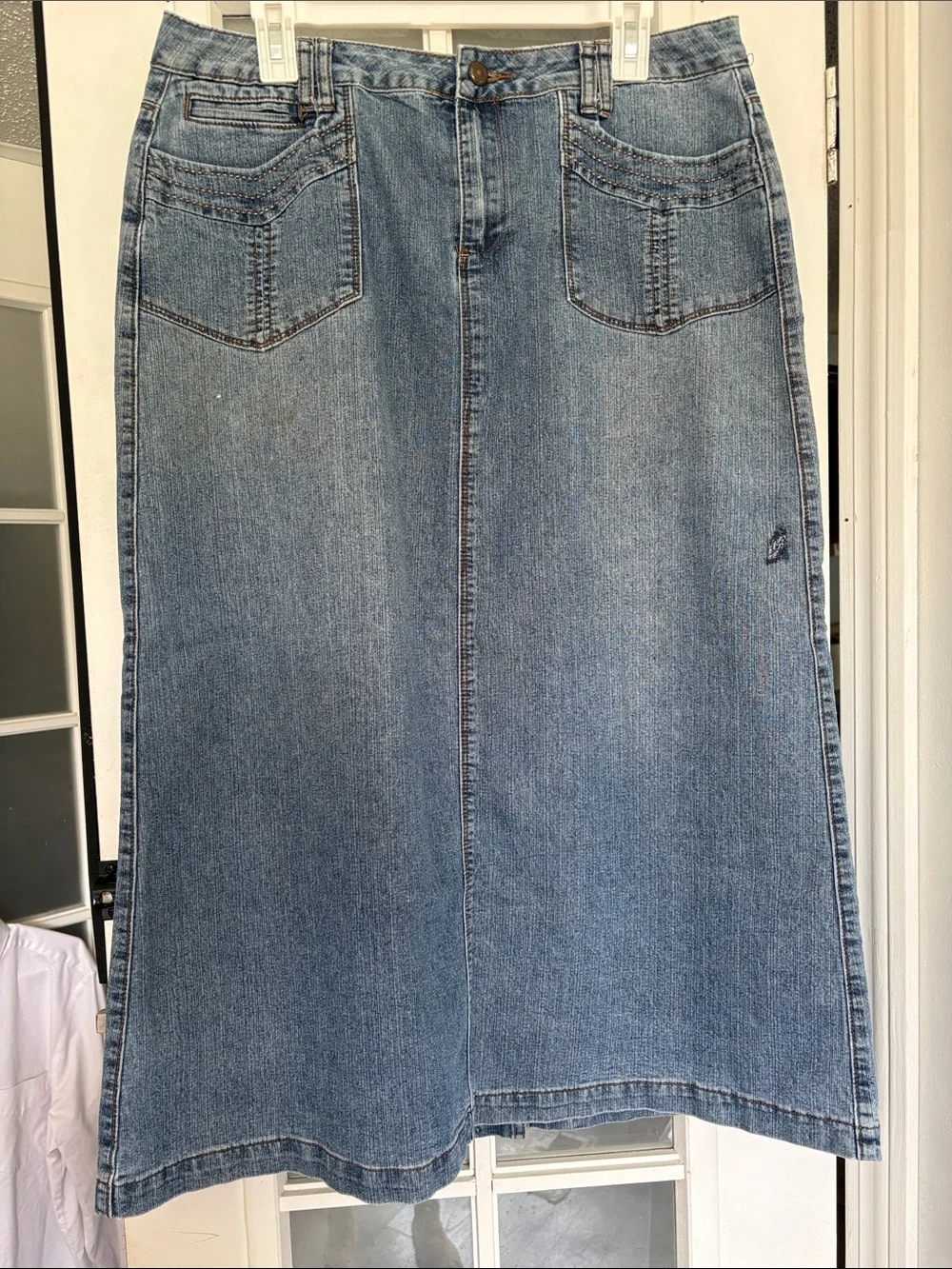 Cato Light Wash Denim Skirt with Contrast Topstitching